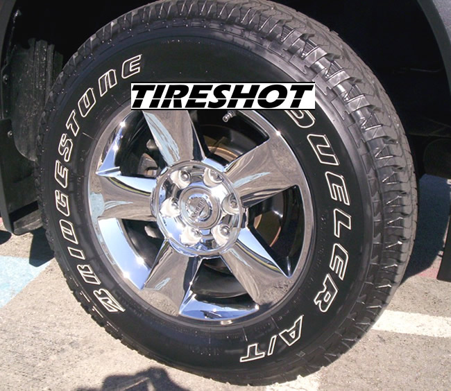 Tire Bridgestone Dueler A/T Revo 2